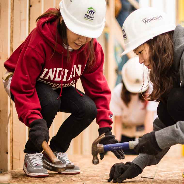IU students participate in a Habitat for Humanity build